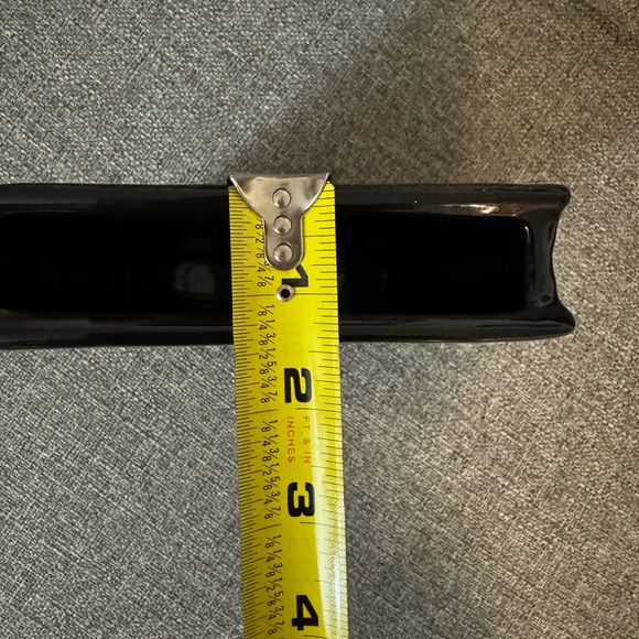 CHANEL Glossy Black Ceramic Flower Vase - Picture 10 of 10